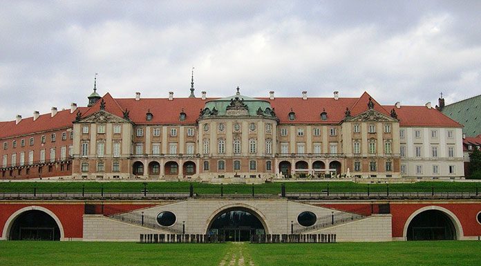 Warszawa Zwiedzanie – jak to działa?