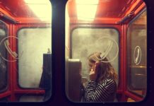 W jakim języku mówi się w Portugalii?