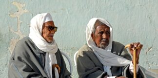 Ile się leci do Tunezji?