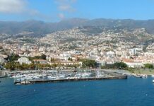 Ile trwa lot na Maderę z Wrocławia?