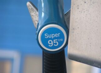 Ile waży 1 litr złota?