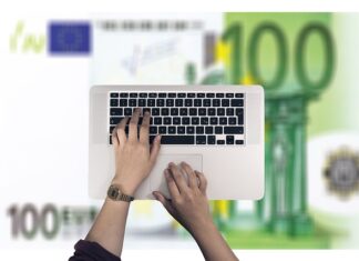 Ile zarabia właściciel sklepu Biedronka?