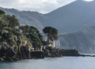 Ile kosztuje miesięczny pobyt w Tajlandii?