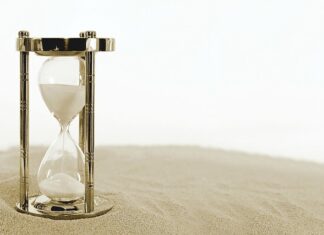 Jak długo trwa lot z Warszawy na Fuerteventura?