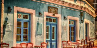 Który kraj jest bogatszy Grecja czy Polska?