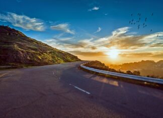 Jak długo leci się na Kretę? Jak długo leci się na Kretę?